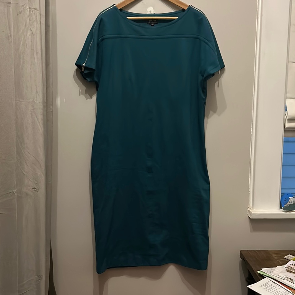 EUC rich, teal coloured dress, quality thicker stretch material w zipper detail